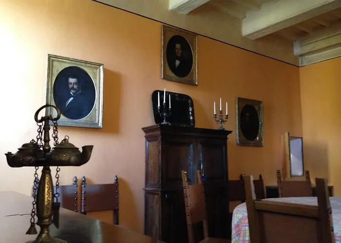 Il Broglino فيلة